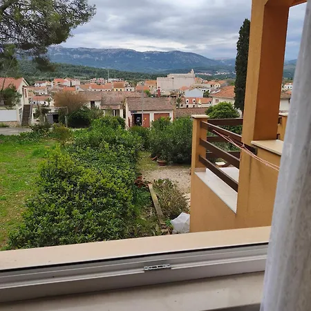 Apartman Lada 2 Vrboska